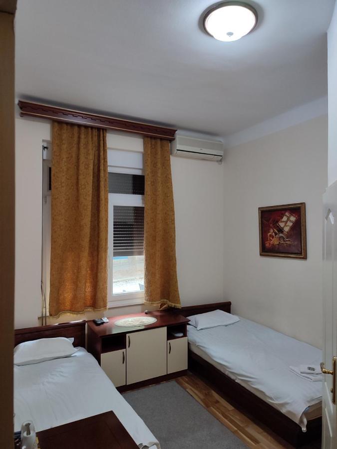 Boutique Hotel Travelling Actor - Skadarlija Belgrado Habitación foto